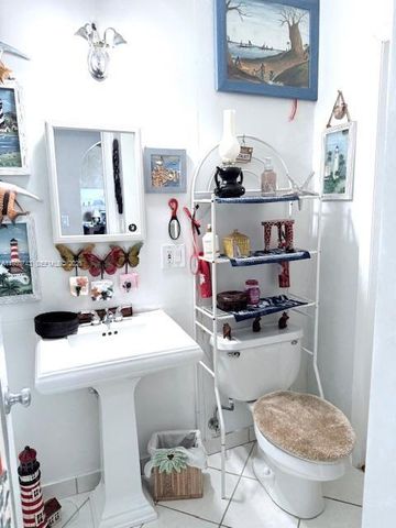 1643 Nethia Dr, Miami, FL 33133