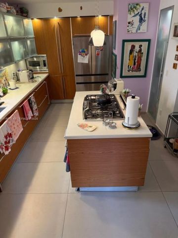 1643 Nethia Dr, Miami, FL 33133