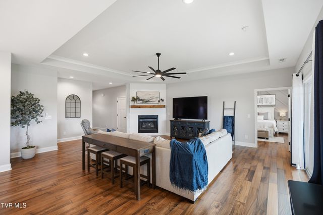 3082 Calton Hill, Kingsport, TN 37664