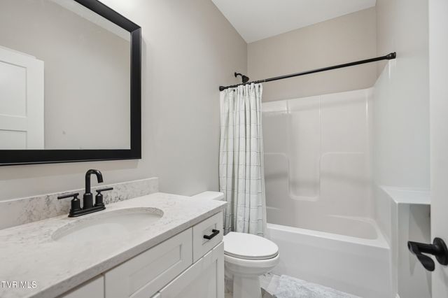3082 Calton Hill, Kingsport, TN 37664