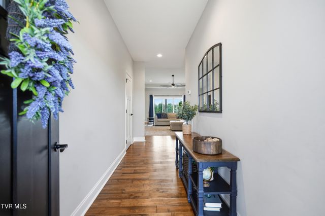 3082 Calton Hill, Kingsport, TN 37664