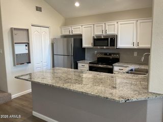 2201 N COMANCHE Drive 1014, Chandler, AZ 85224