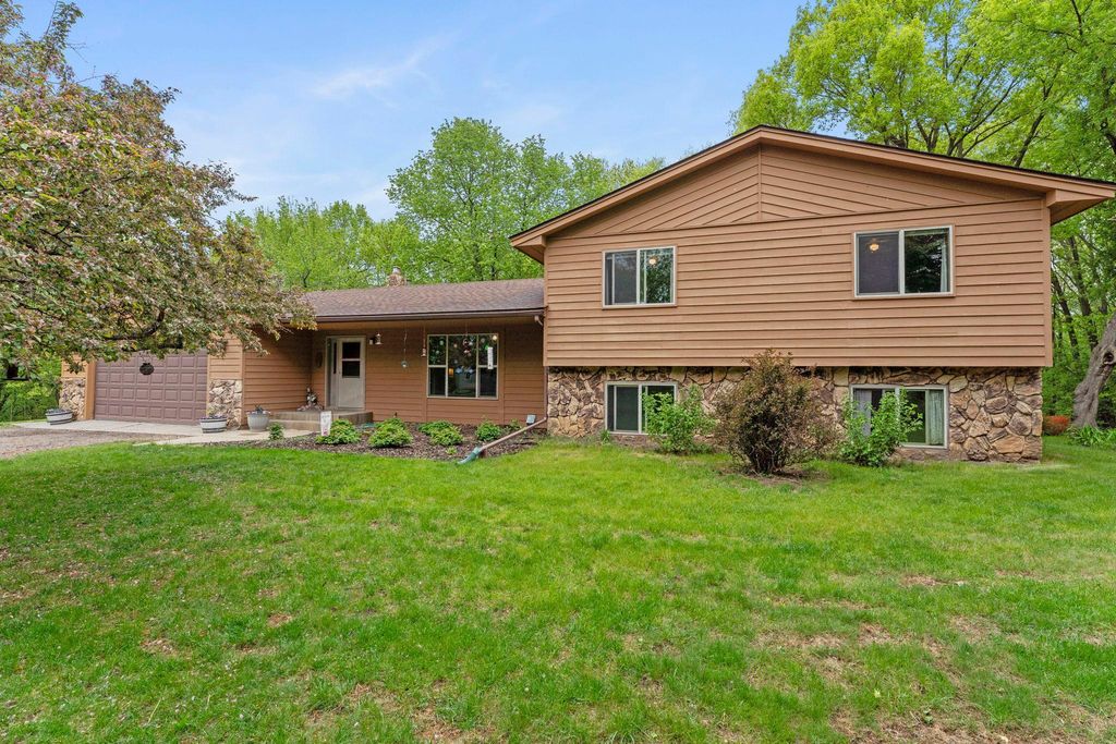7636 Aladdin Avenue NW, Buffalo, MN 55313