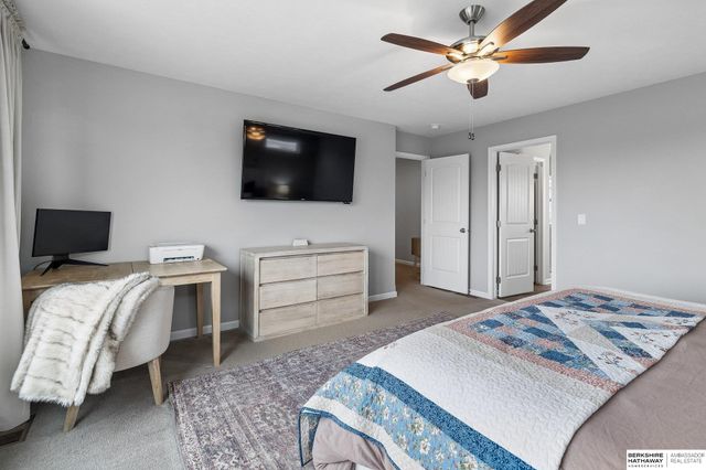 4226 S 214th Street, Elkhorn, NE 68022