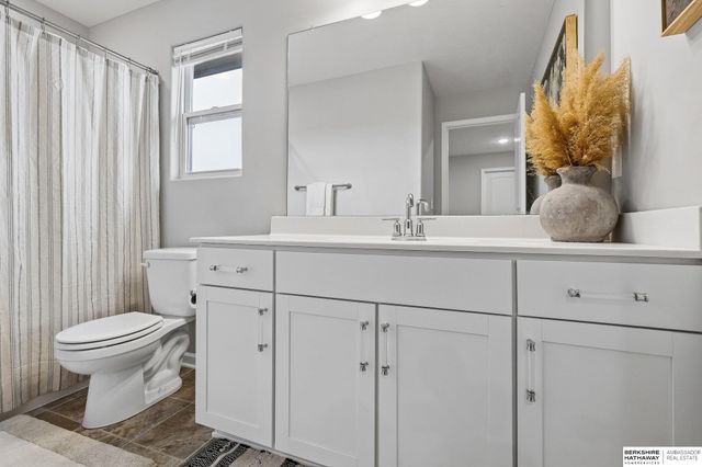 4226 S 214th Street, Elkhorn, NE 68022