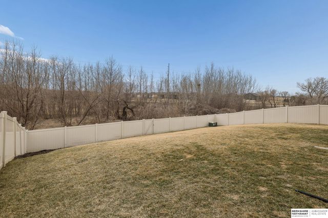 4226 S 214th Street, Elkhorn, NE 68022