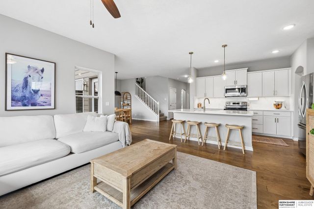 4226 S 214th Street, Elkhorn, NE 68022