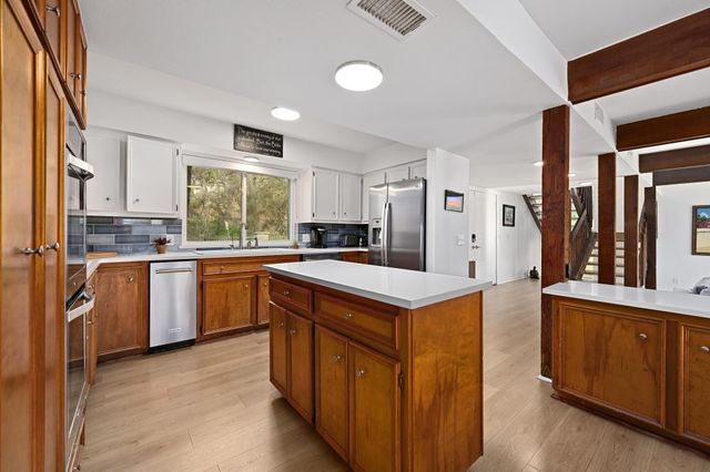 2503 Manana ST, Austin, TX 78730