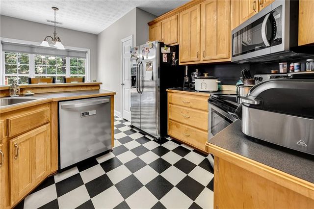 405 Rosser Road, Covington, GA 30016