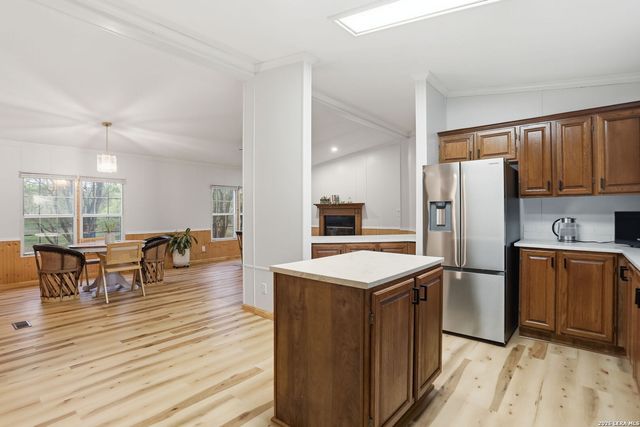 9923 County Road 5735, Castroville, TX 78009