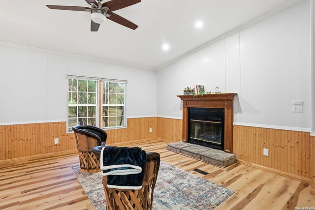 9923 County Road 5735, Castroville, TX 78009