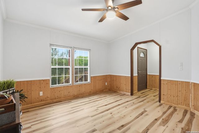 9923 County Road 5735, Castroville, TX 78009