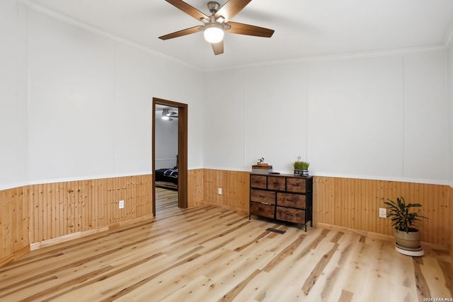 9923 County Road 5735, Castroville, TX 78009