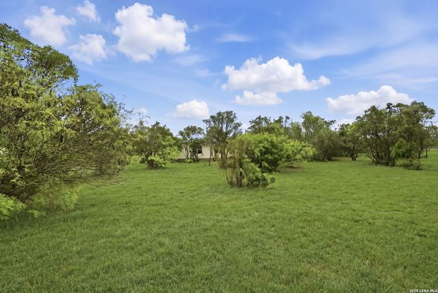 9923 County Road 5735, Castroville, TX 78009