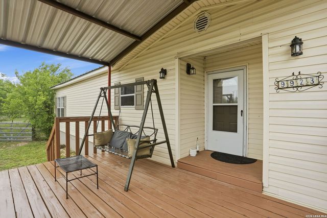 9923 County Road 5735, Castroville, TX 78009