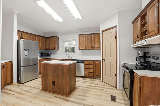 9923 County Road 5735, Castroville, TX 78009