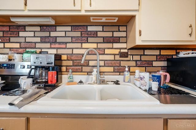 905 Leslie Court, Mason, OH 45040