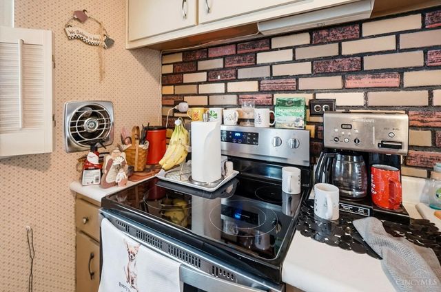 905 Leslie Court, Mason, OH 45040