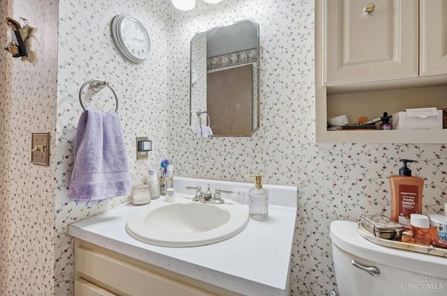 905 Leslie Court, Mason, OH 45040