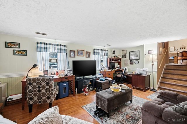 905 Leslie Court, Mason, OH 45040