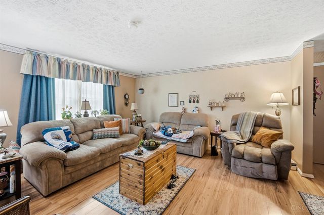 905 Leslie Court, Mason, OH 45040