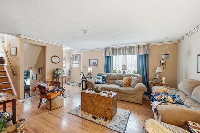 905 Leslie Court, Mason, OH 45040