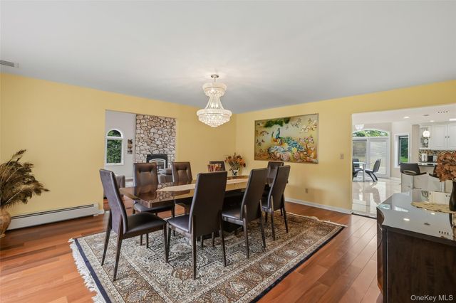 10 Deforest Court, West Nyack, NY 10994