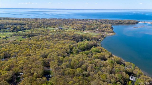 7 Spring Hill, Nissequogue, NY 11780