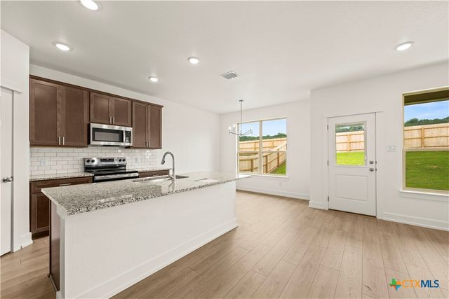 123 Grand Canyon Drive, Copperas Cove, TX 76522