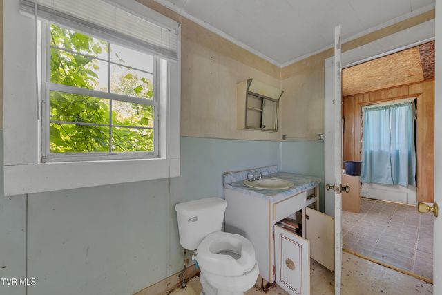 1825 Highway 107, Jonesborough, TN 37659