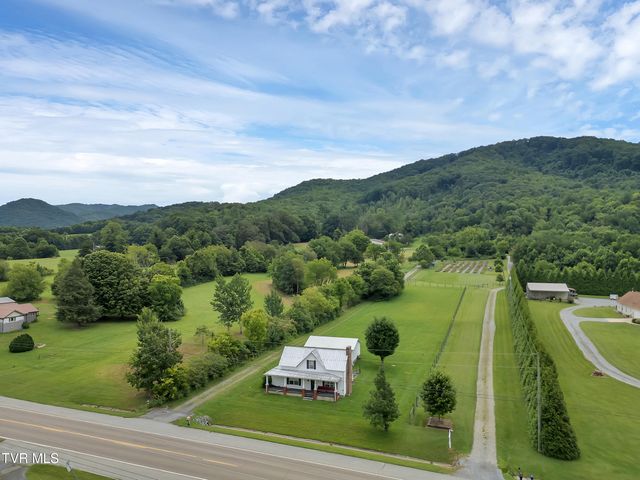 1825 Highway 107, Jonesborough, TN 37659