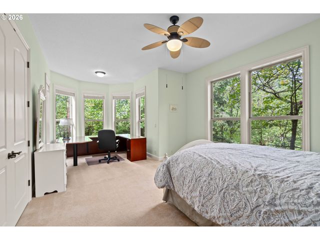 9723 Nw HENRY Ct, Portland, OR 97229
