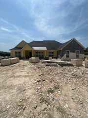 1107 Perrin Lane, Van Alstyne, TX 75495