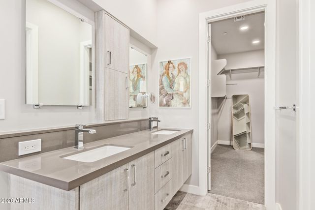 2645 E OSBORN Road 1, Phoenix, AZ 85016
