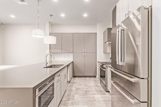 2645 E OSBORN Road 1, Phoenix, AZ 85016
