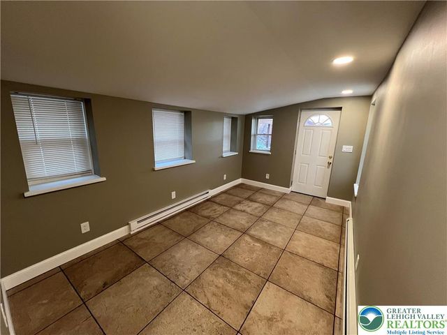 3790 Redbud Drive, Lehigh Twp, PA 18067