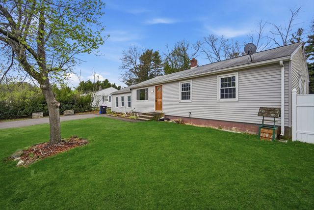 71 Sun Valley Rd, Holyoke, MA 01040