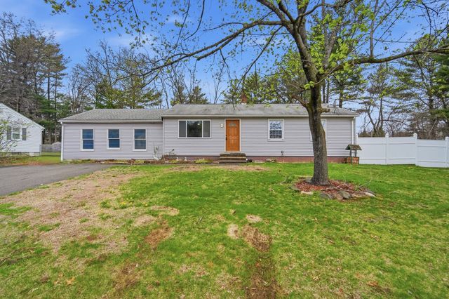 71 Sun Valley Rd, Holyoke, MA 01040
