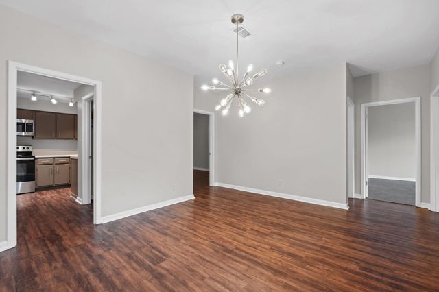 2277 Union Ave Apt 103, Memphis, TN 38104
