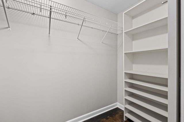 2277 Union Ave Apt 103, Memphis, TN 38104