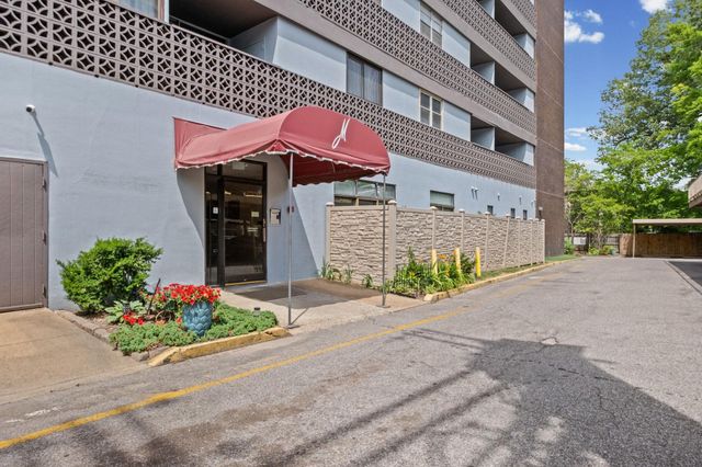 2277 Union Ave Apt 103, Memphis, TN 38104