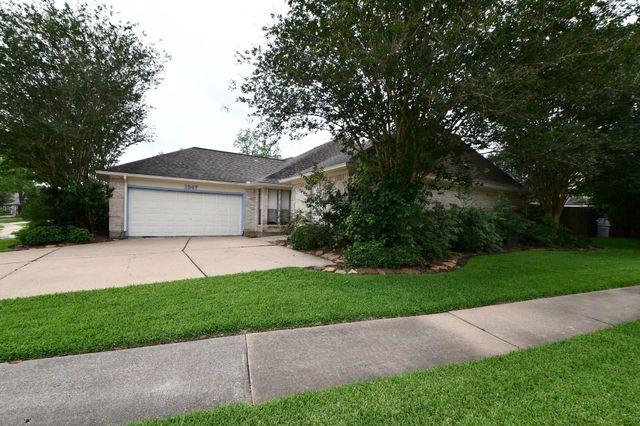 1947 Mayweather Lane, Richmond, TX 77406