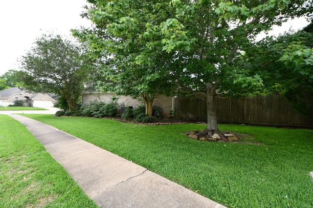 1947 Mayweather Lane, Richmond, TX 77406