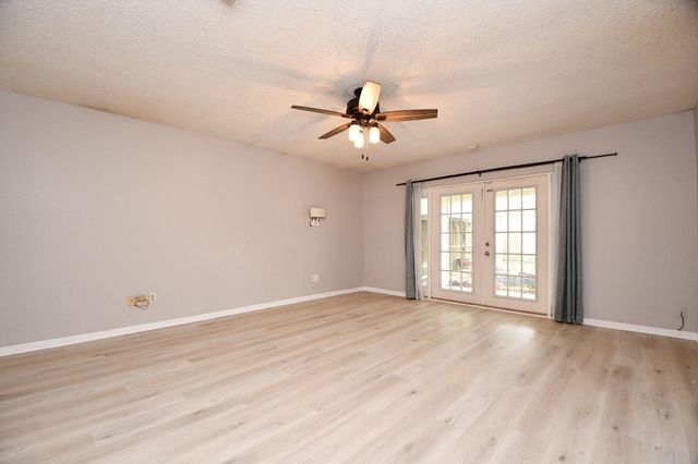 1947 Mayweather Lane, Richmond, TX 77406