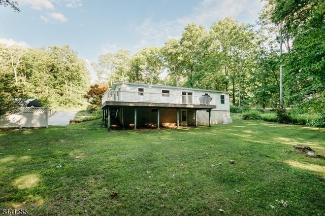 7 New Myrtle Dr, Montague Twp., NJ 07827