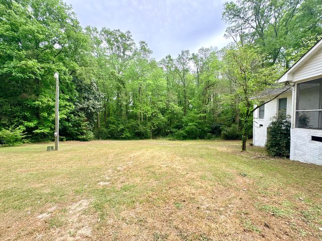 1282 Sunset Drive, Lugoff, SC 29078