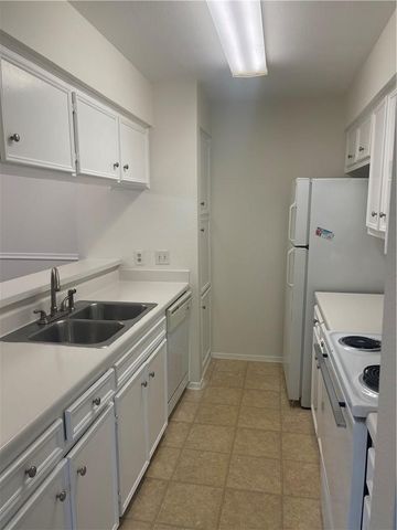 10616 Mellow Meadows 20B, Austin, TX 78750