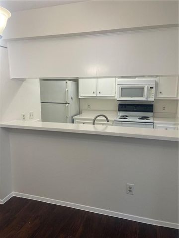 10616 Mellow Meadows 20B, Austin, TX 78750