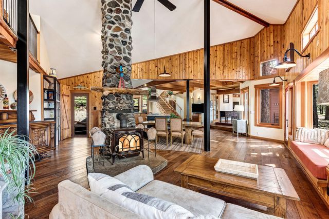 63220 Johnson Road, Bend, OR 97703