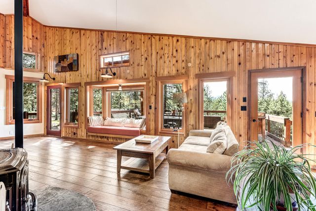 63220 Johnson Road, Bend, OR 97703